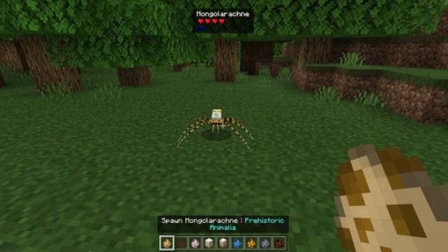 Монстр атакует игрока